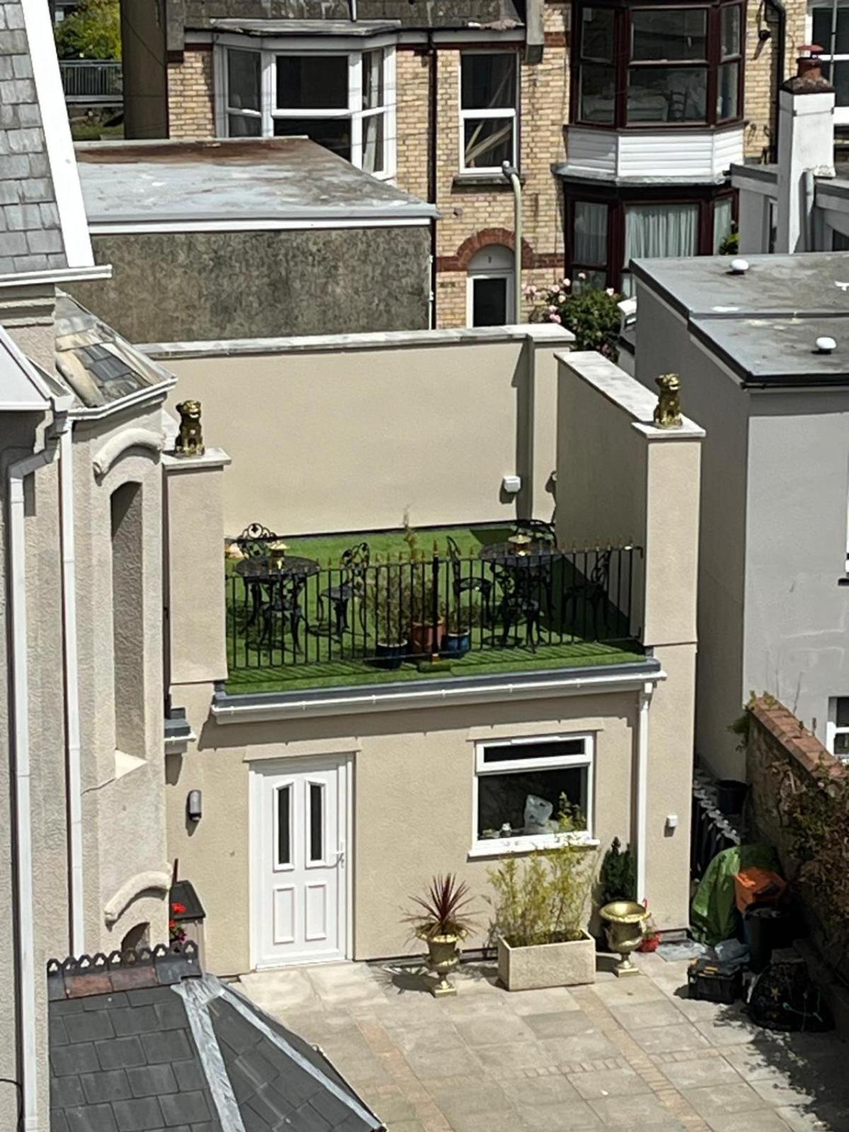 Bed and Breakfast Grosvenor House - Onsite Free Parking Ilfracombe Esterno foto